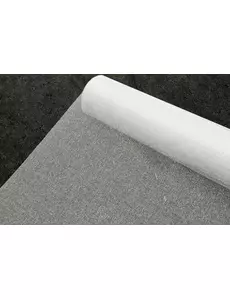 Bílý lesklý organzový běhoun na stůl 28 cm × 5 m