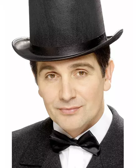 Elegantní černý motýlek
